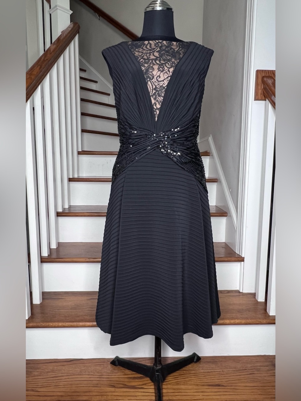 Tadashi Shoji Sequin Lace Fit Flare Dress Sz 4 Black Cocktail Party Glam LBD